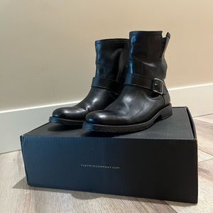 Women’s black Frye boots, Sz. 9.5